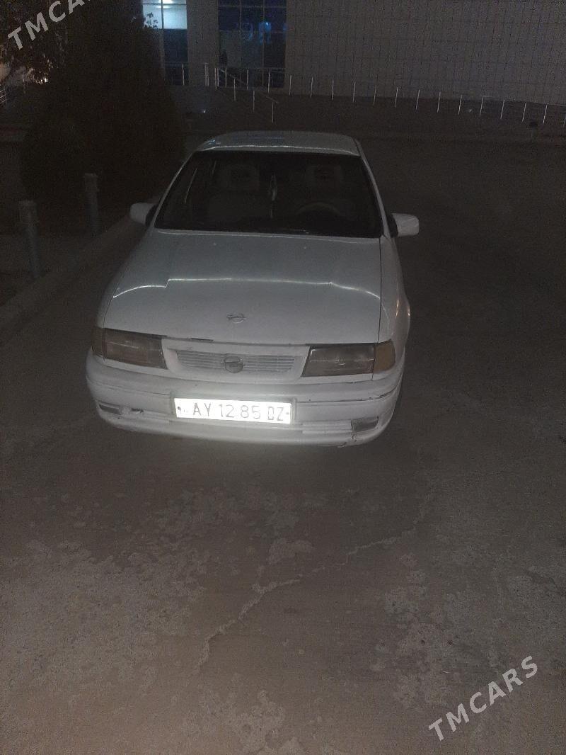 Opel Vectra 1990 - 32 000 TMT - Дашогуз - img 4