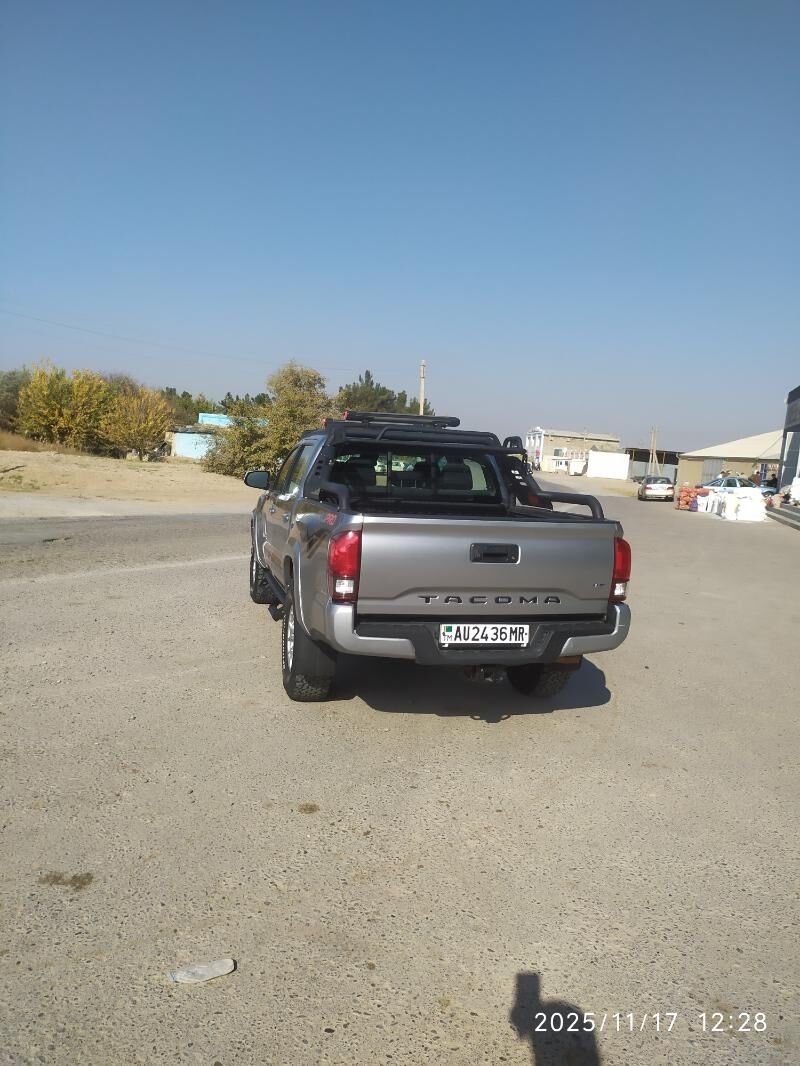 Toyota Tacoma 2023 - 500 000 TMT - Baýramaly - img 8