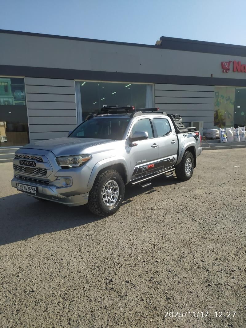 Toyota Tacoma 2023 - 500 000 TMT - Baýramaly - img 7