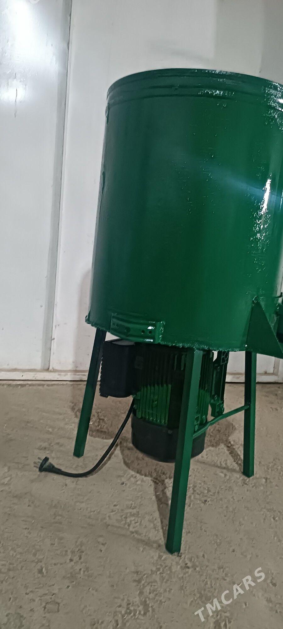 ОT. UWEYAN. ОТ УВЕЙАН - Мургап - img 4