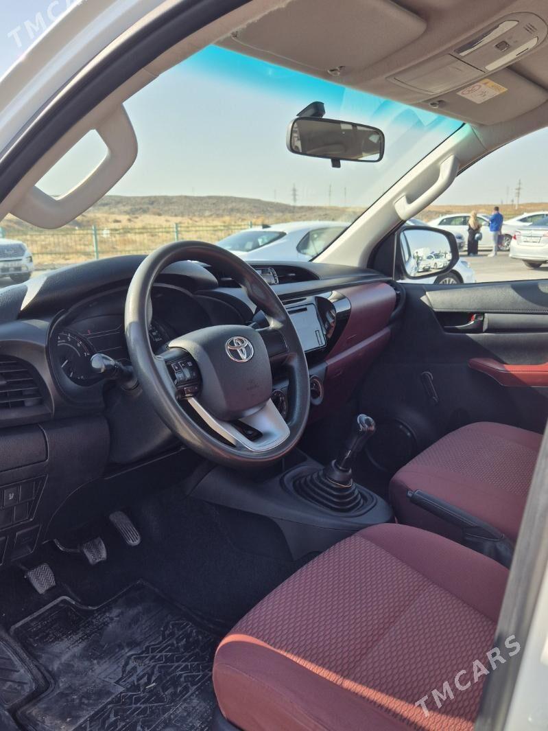 Toyota Hilux 2020 - 464 000 TMT - Гёкдепе - img 5