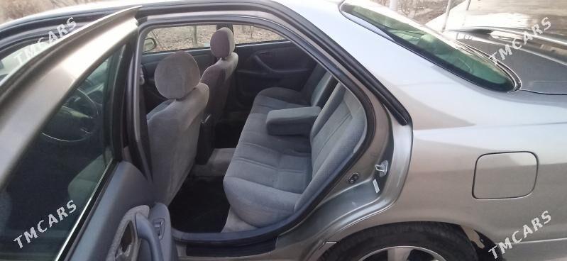 Toyota Camry 2001 - 160 000 TMT - Шабатский этрап - img 7