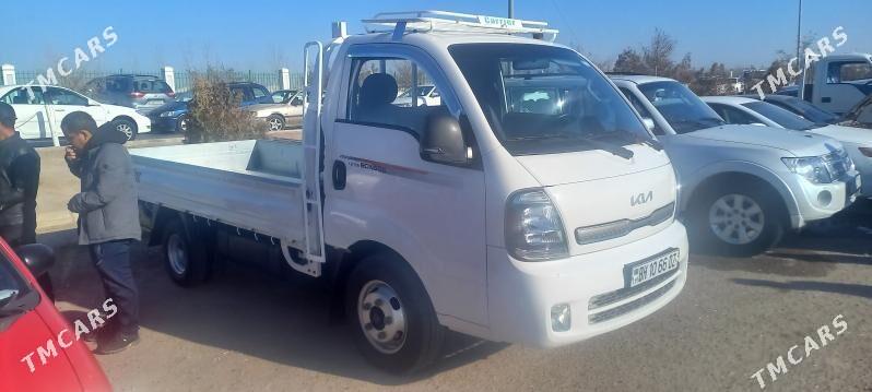 Kia Bongo 2022 - 280 000 TMT - Gurbansoltan Eje - img 8