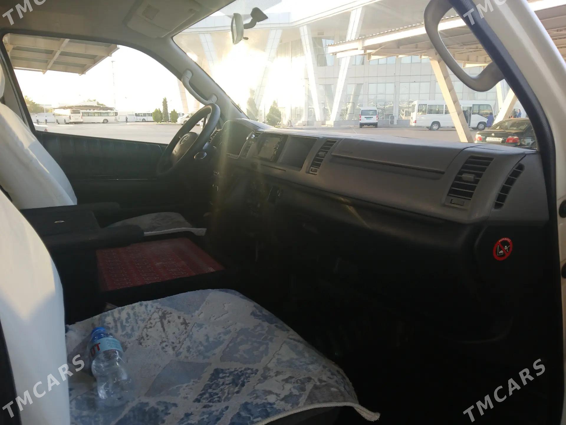 Toyota Hiace 2013 - 480 000 TMT - Balkanabat - img 5