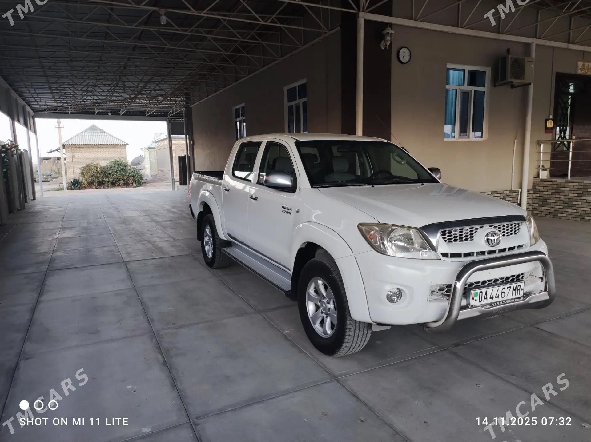 Toyota Hilux 2009 - 255 000 TMT - Mary - img 2