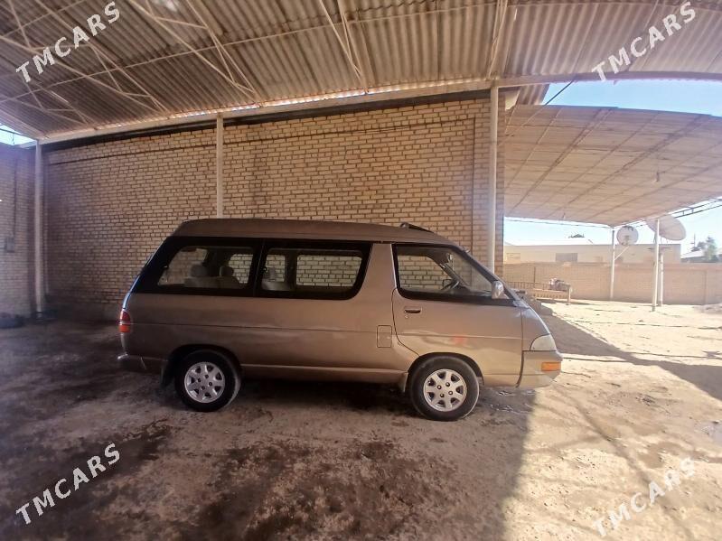 Toyota Town Ace 1994 - 45 000 TMT - Мургап - img 3
