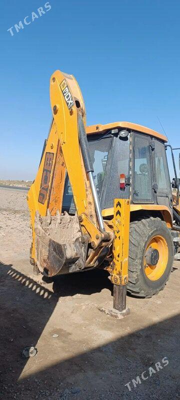 JCB 3CX Compact 2014 - 540 000 TMT - Мары - img 1