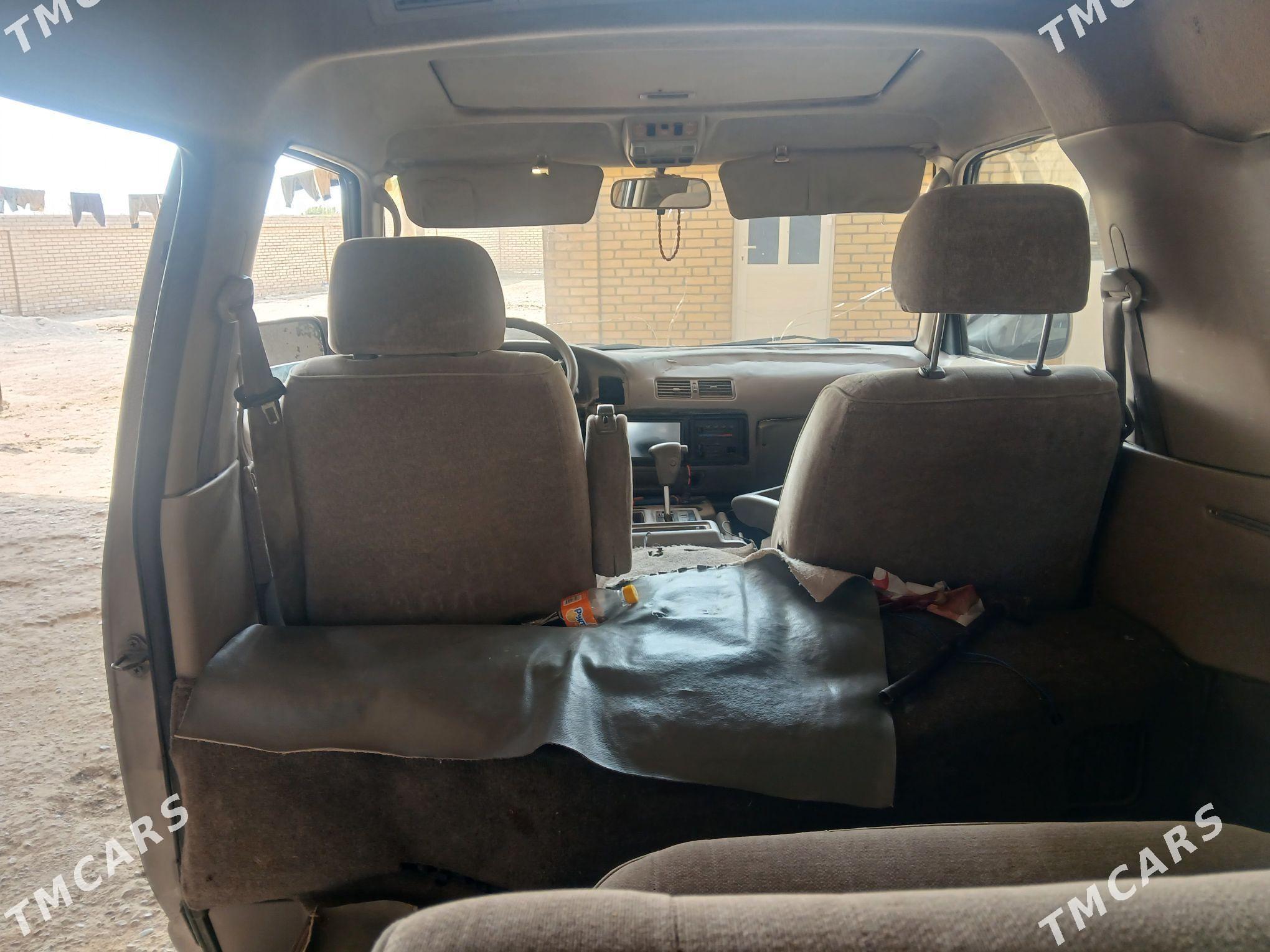 Toyota Town Ace 1994 - 45 000 TMT - Мургап - img 5