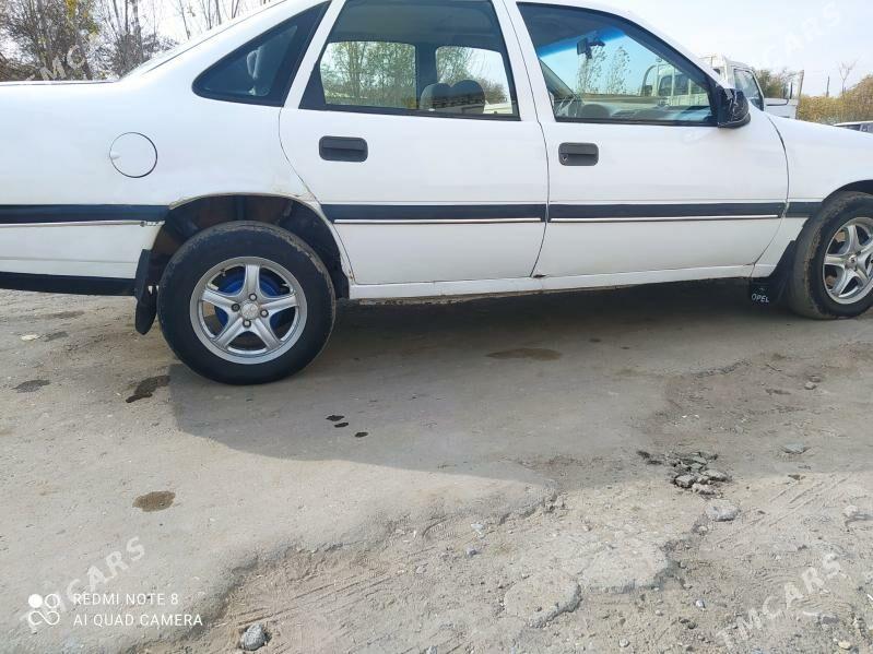 Opel Vectra 1991 - 30 000 TMT - Boldumsaz - img 4