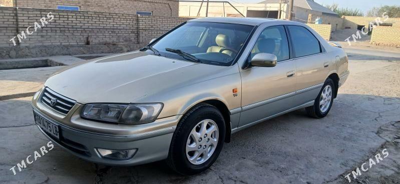 Toyota Camry 2000 - 130 000 TMT - Kerki - img 3