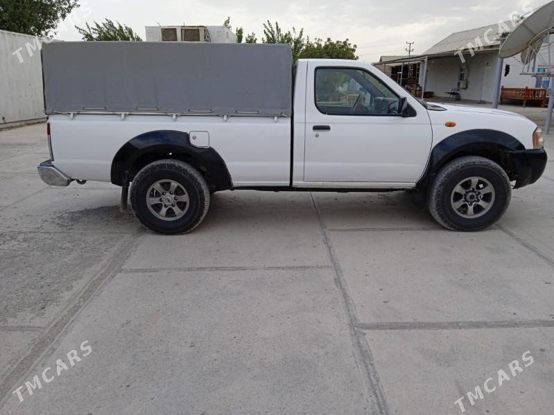 Nissan Navara 2007 - 150 000 TMT - Кака - img 2