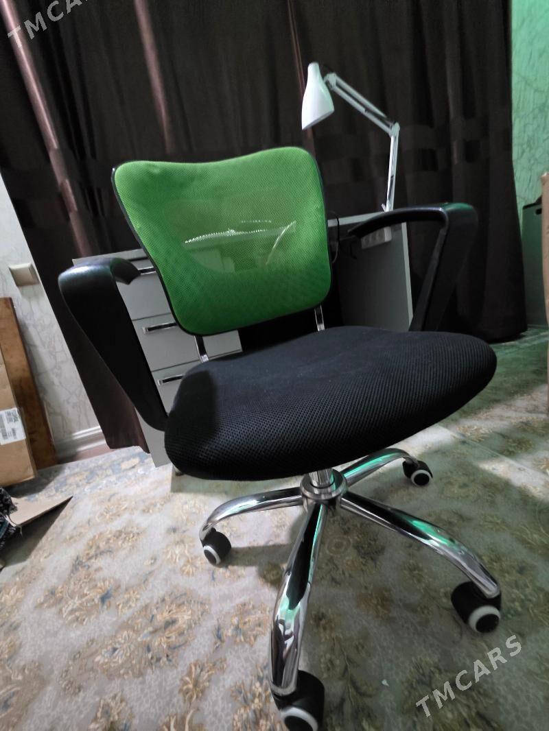 Продаётся стол и кресло - Туркменбаши - img 2