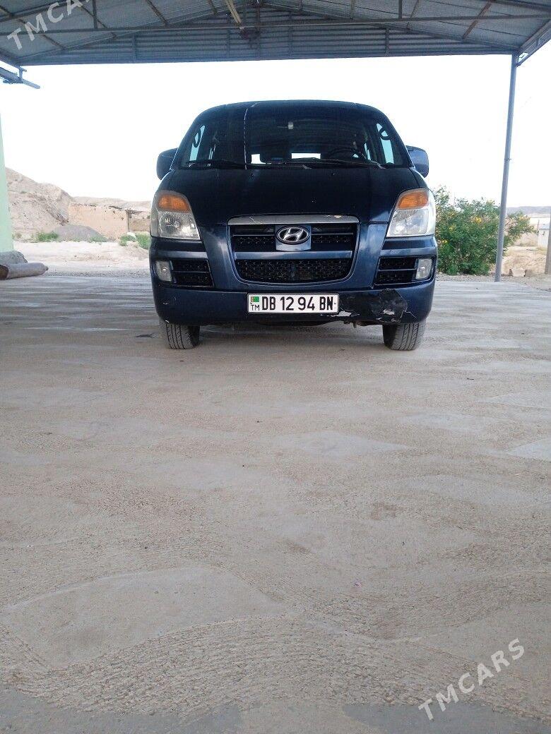 Hyundai H-1 2004 - 100 000 TMT - Махтумкули - img 4