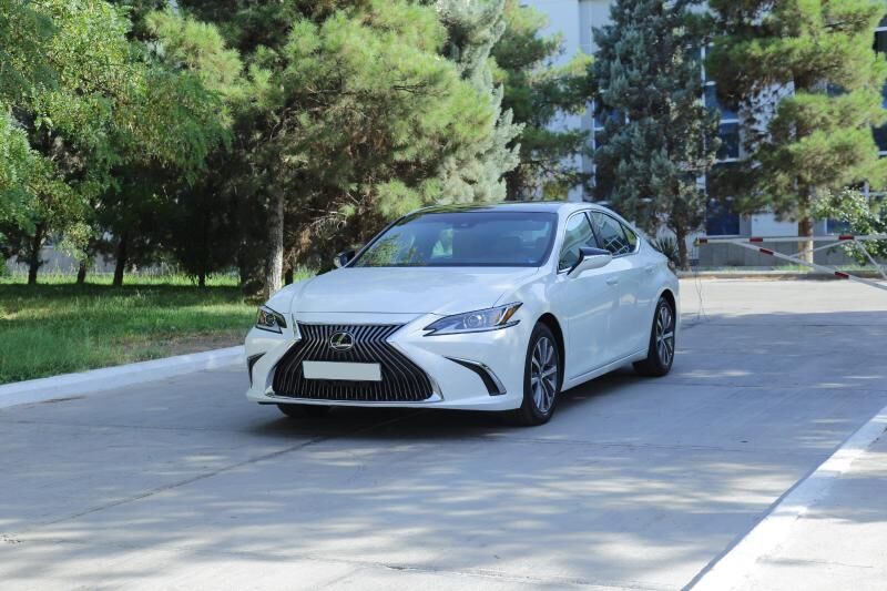 Lexus ES 350 2021 - 620 000 TMT - Мары - img 8