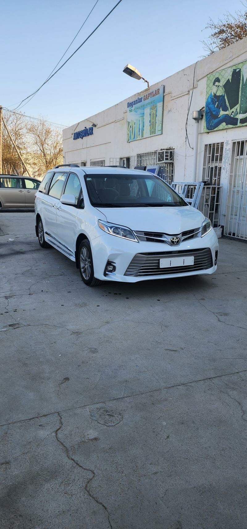 Toyota Sienna 2012 - 285 000 TMT - Bäherden - img 6