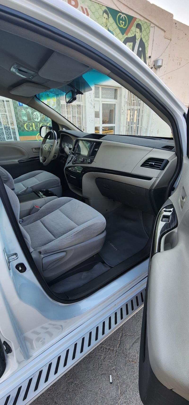 Toyota Sienna 2012 - 285 000 TMT - Bäherden - img 4