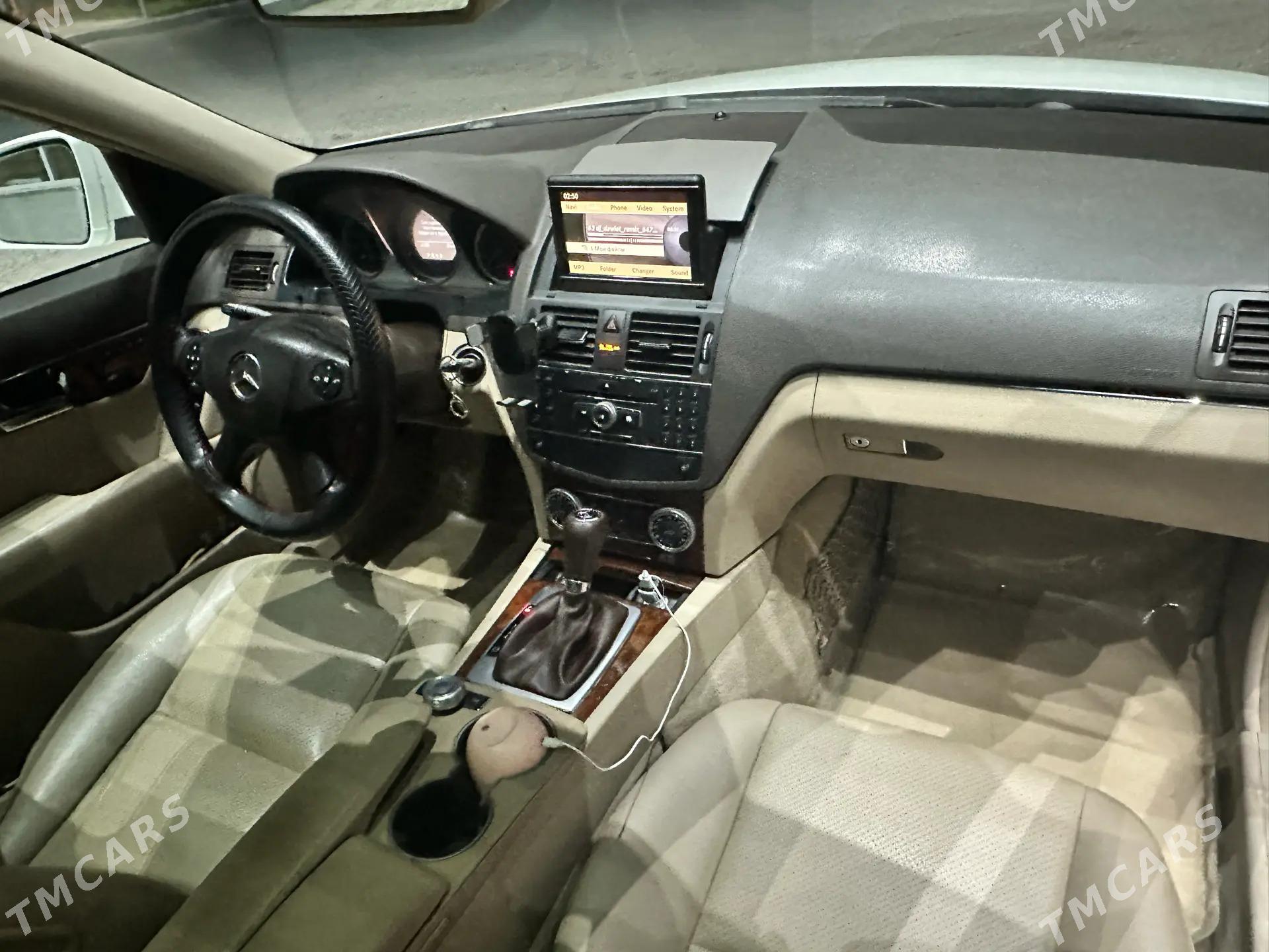 Mercedes-Benz C350 2010 - 195 000 TMT - Туркменабат - img 8
