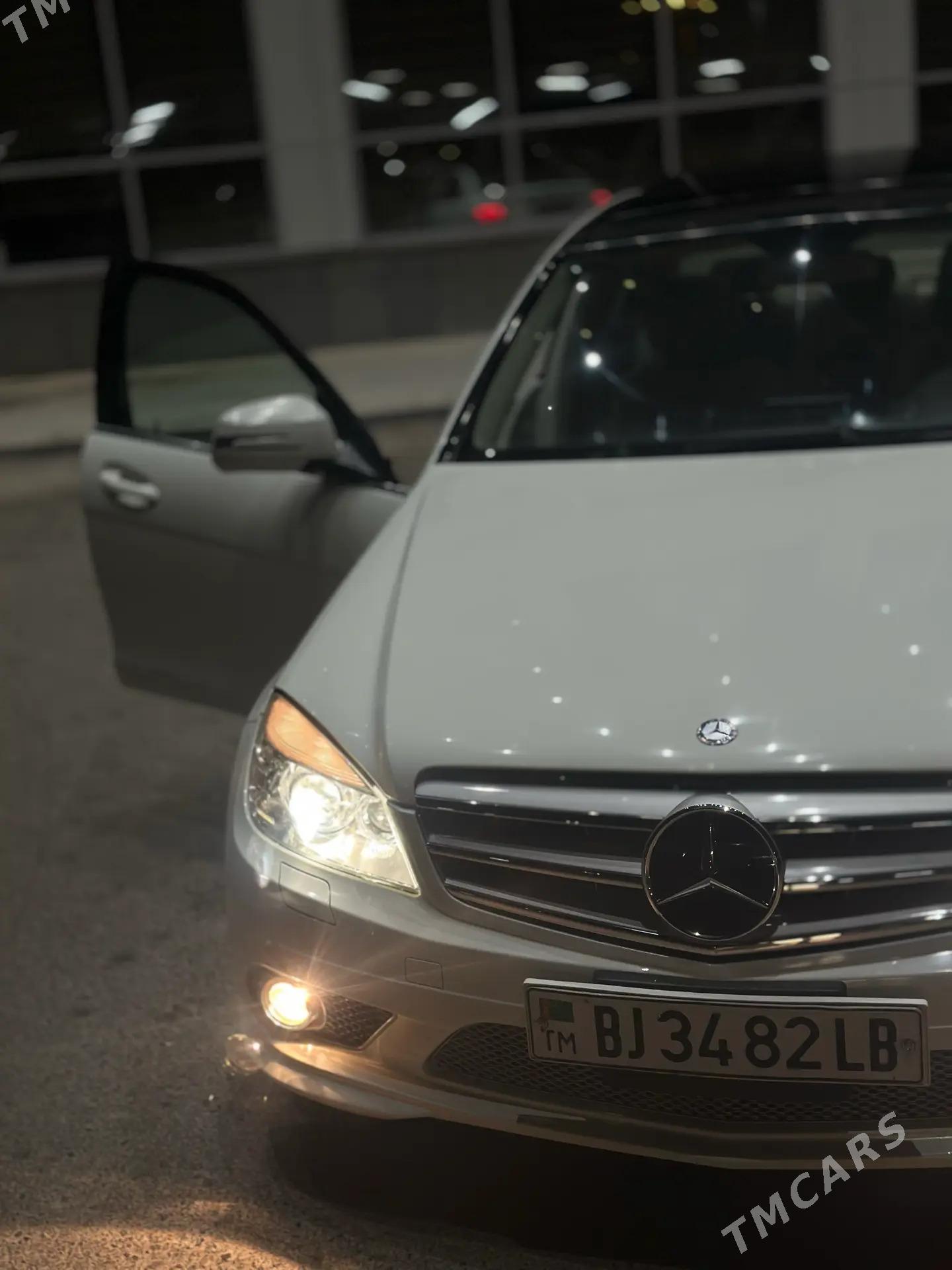 Mercedes-Benz C350 2010 - 195 000 TMT - Туркменабат - img 7