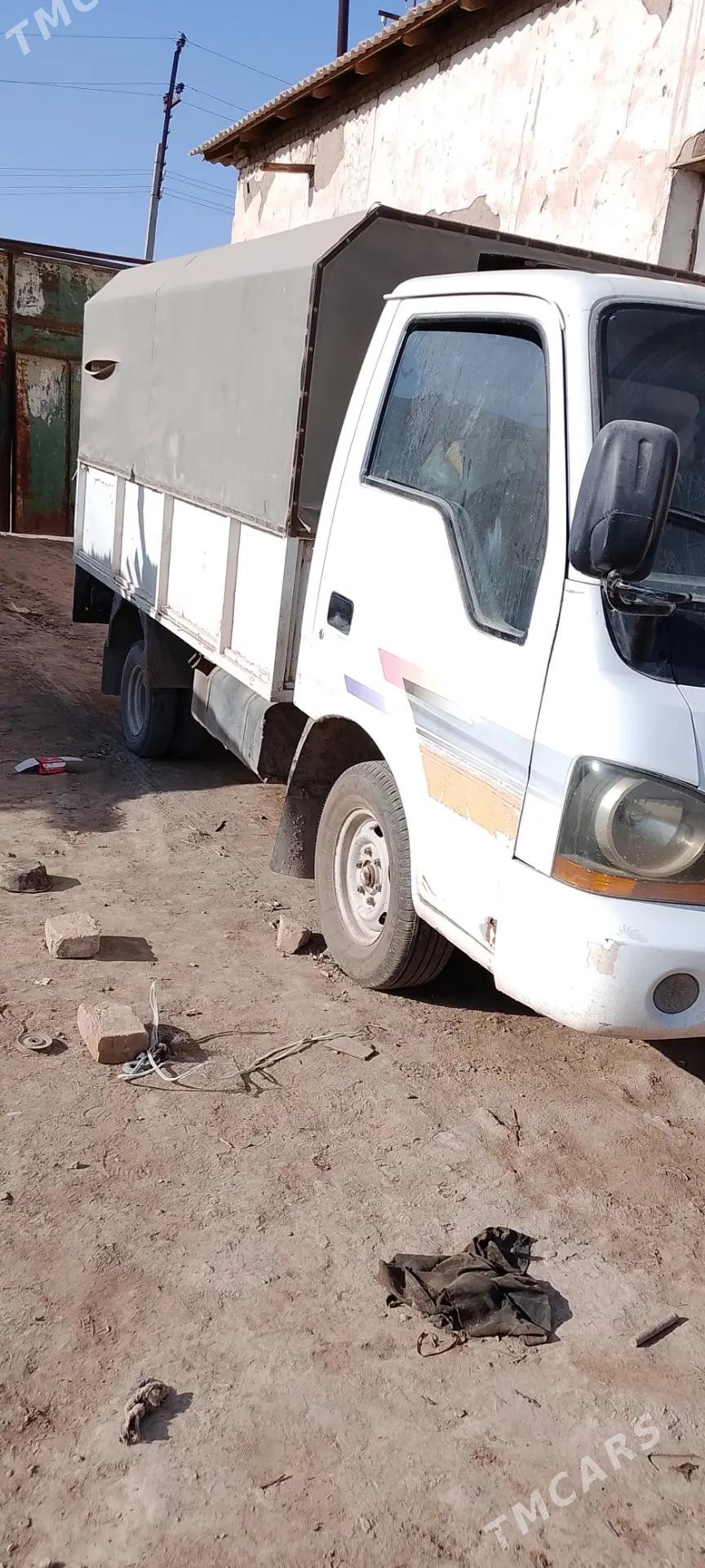 Kia Bongo 2003 - 90 000 TMT - Şabat etr. - img 2