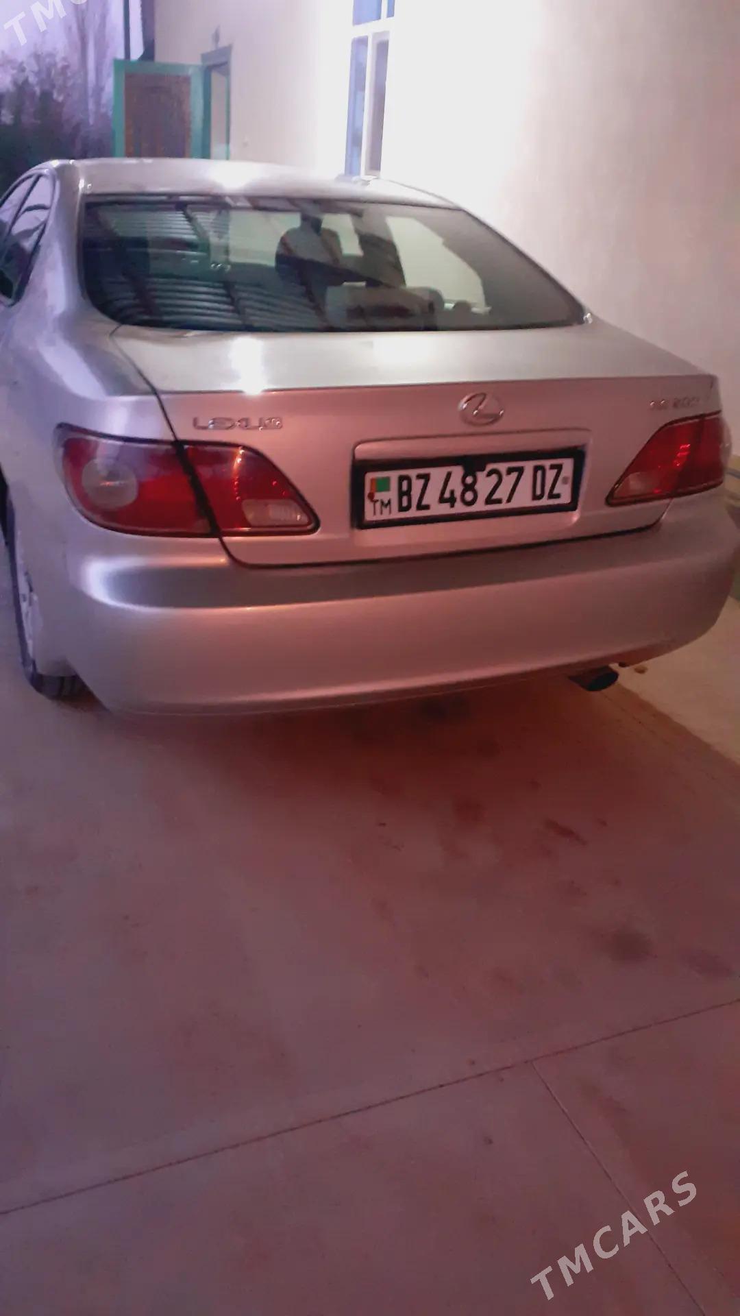 Lexus ES 300 2001 - 180 000 TMT - Болдумсаз - img 2