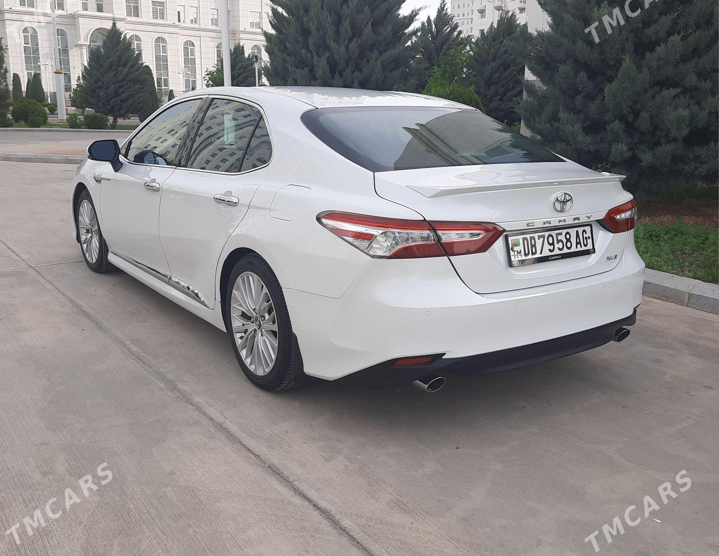 Toyota Camry 2018 - 325 000 TMT - Aşgabat - img 7