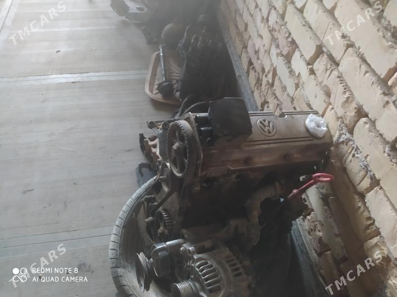 Volkswagen Golf III 1992 - 35 000 TMT - Туркменабат - img 8
