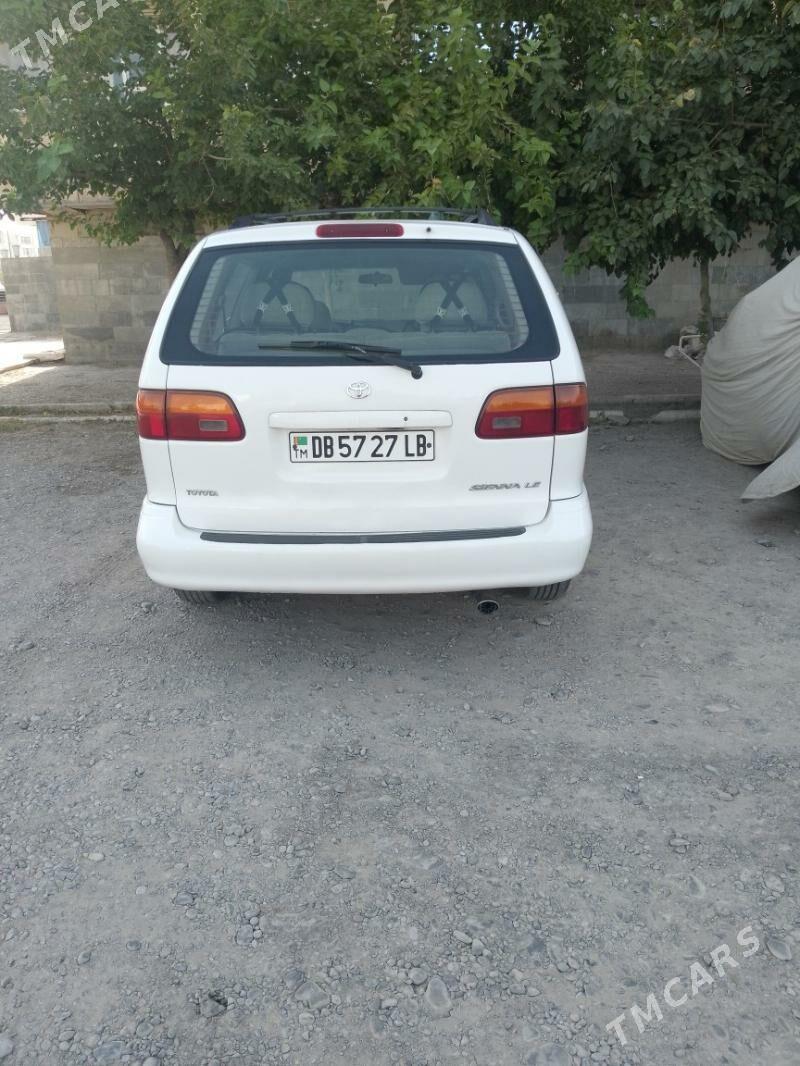 Toyota Sienna 2000 - 160 000 TMT - Sakar - img 6