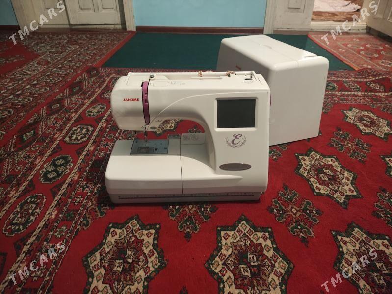 Janome 350E kampyuter masyn - Кака - img 2