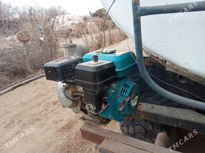 Ural 5557 1984 - 100 000 TMT - Mary - img 2