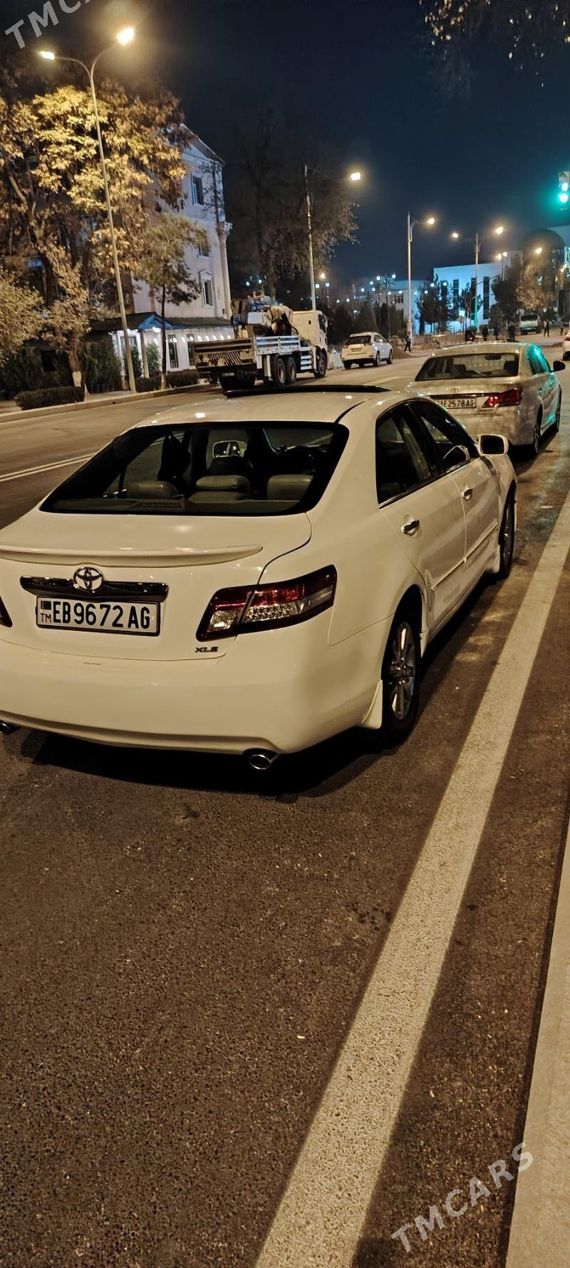 Toyota Camry 2011 - 230 000 TMT - Büzmeýin - img 2