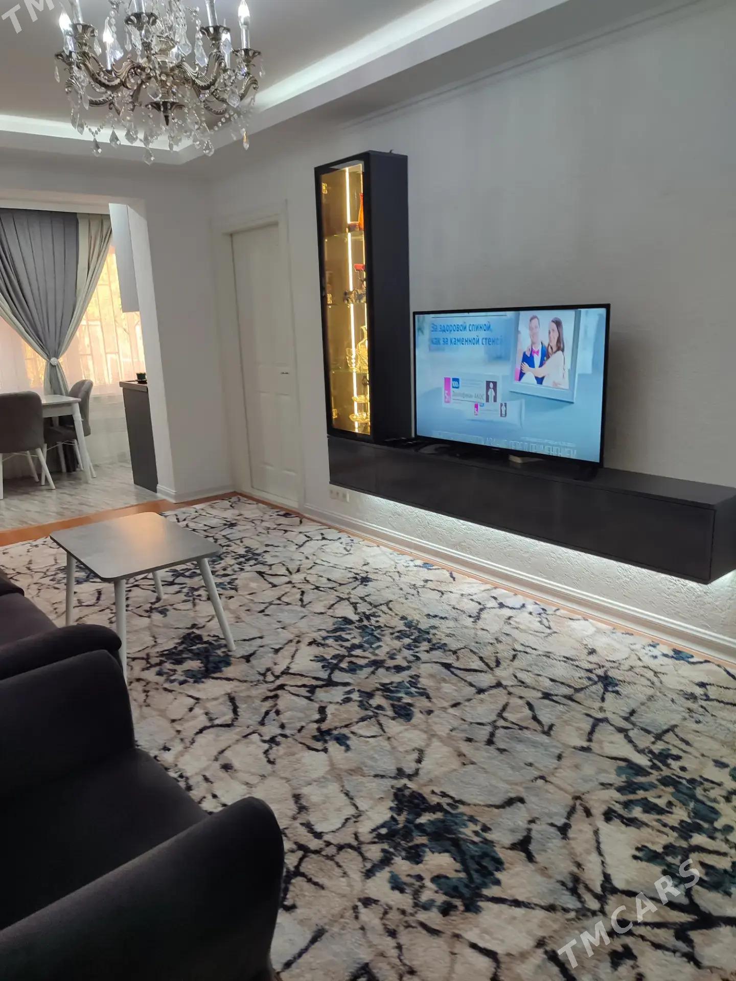 9 микр 4/1этаж 2 комнат - 9 мкр - img 3