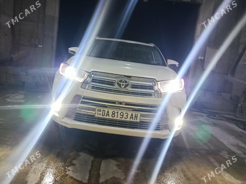 Toyota Highlander 2016 - 415 000 TMT - Бахарден - img 2