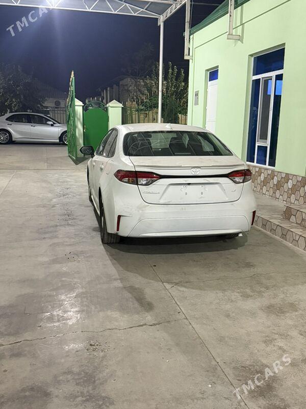 Toyota Corolla 2022 - 215 000 TMT - Büzmeýin - img 4