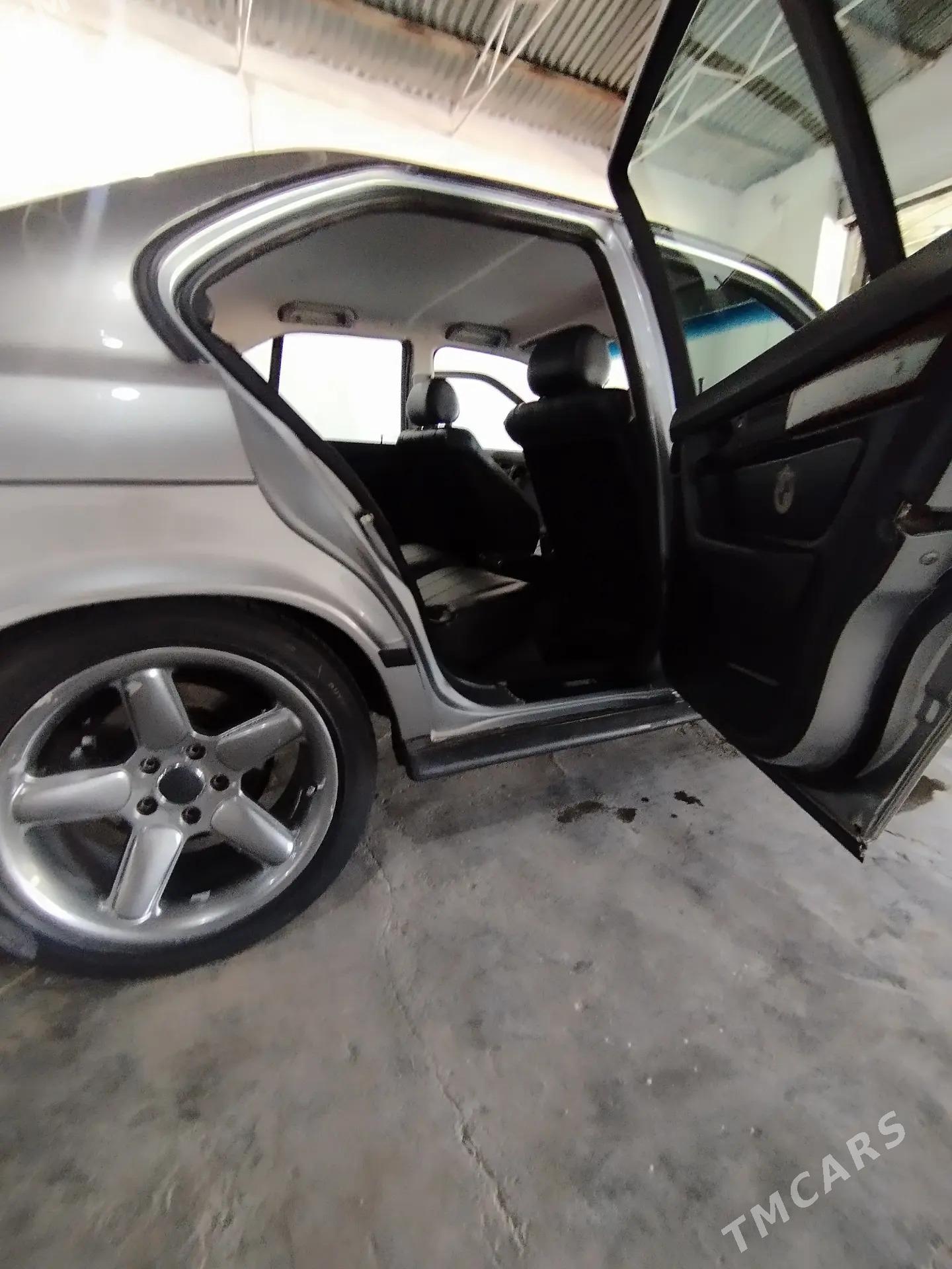 BMW 525 1993 - 95 000 TMT - Mary - img 8