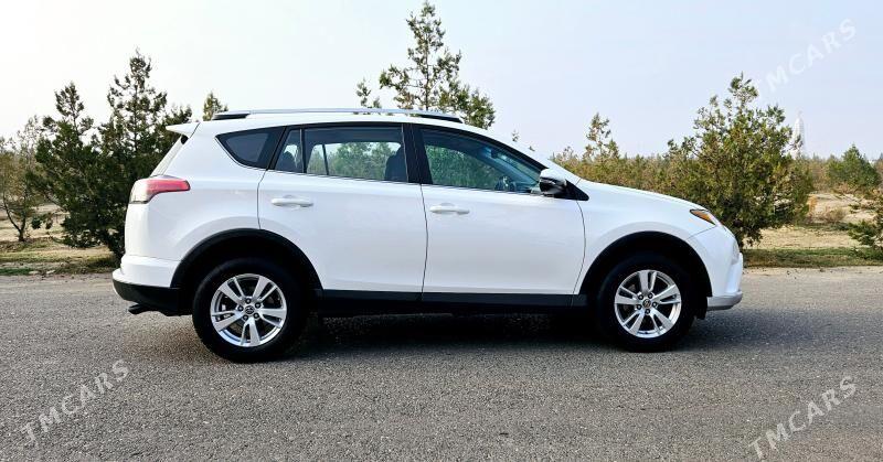 Toyota RAV4 2018 - 290 000 TMT - Aşgabat - img 5