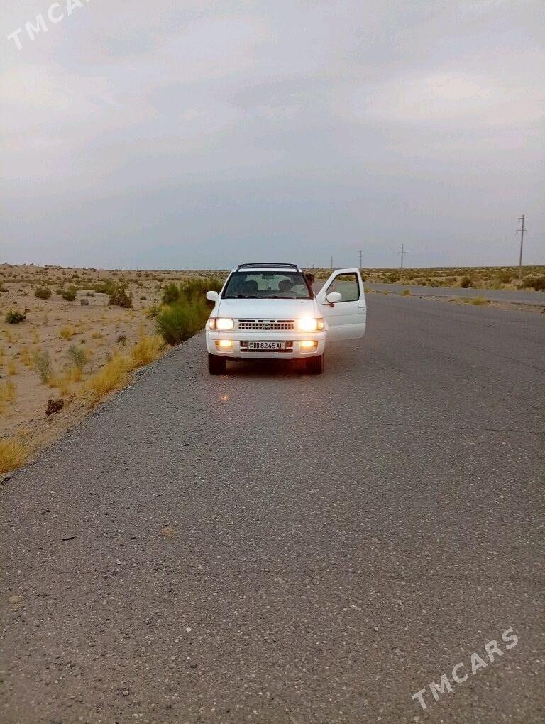 Nissan Pathfinder 1997 - 60 000 TMT - Ak bugdaý etraby - img 1