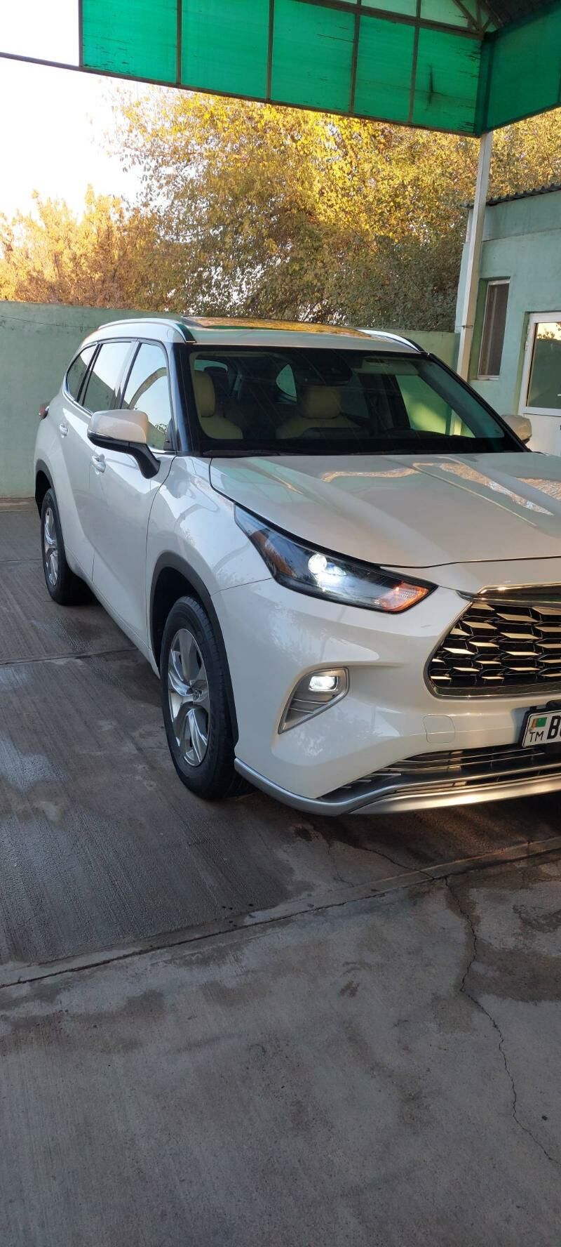 Toyota Highlander 2021 - 610 000 TMT - Ашхабад - img 4