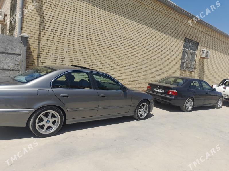 BMW E39 2002 - 145 000 TMT - Мары - img 4