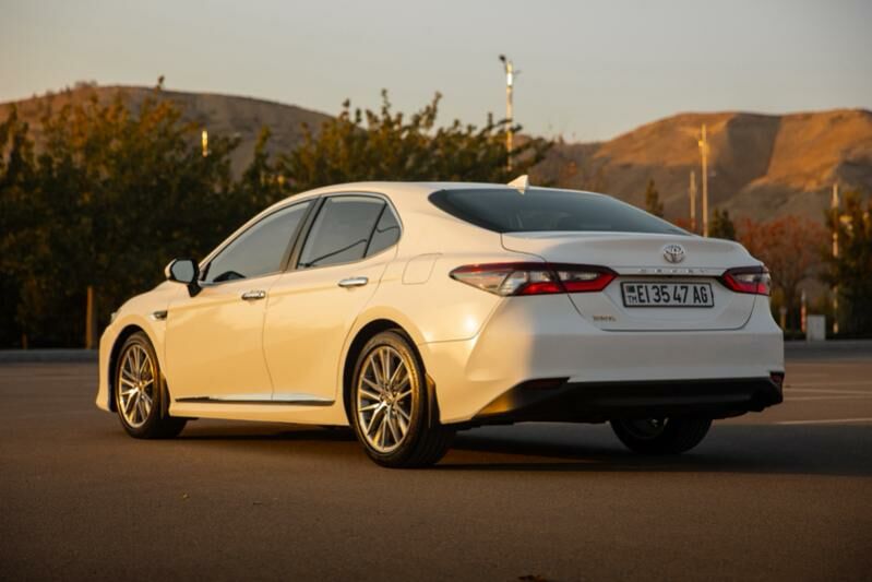 Toyota Camry 2021 - 334 000 TMT - Aşgabat - img 2