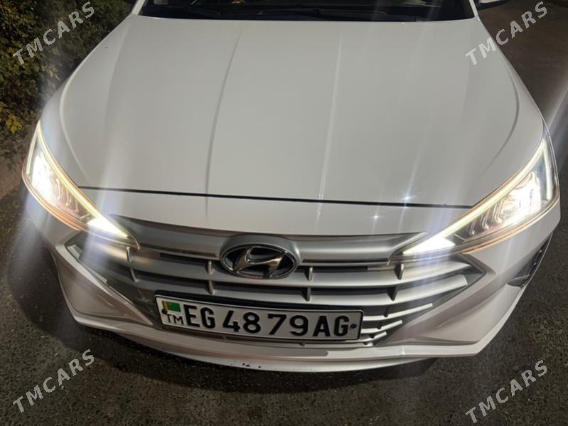 Hyundai Elantra 2019 - 250 000 TMT - Aşgabat - img 8