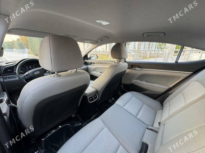 Hyundai Elantra 2019 - 250 000 TMT - Aşgabat - img 4