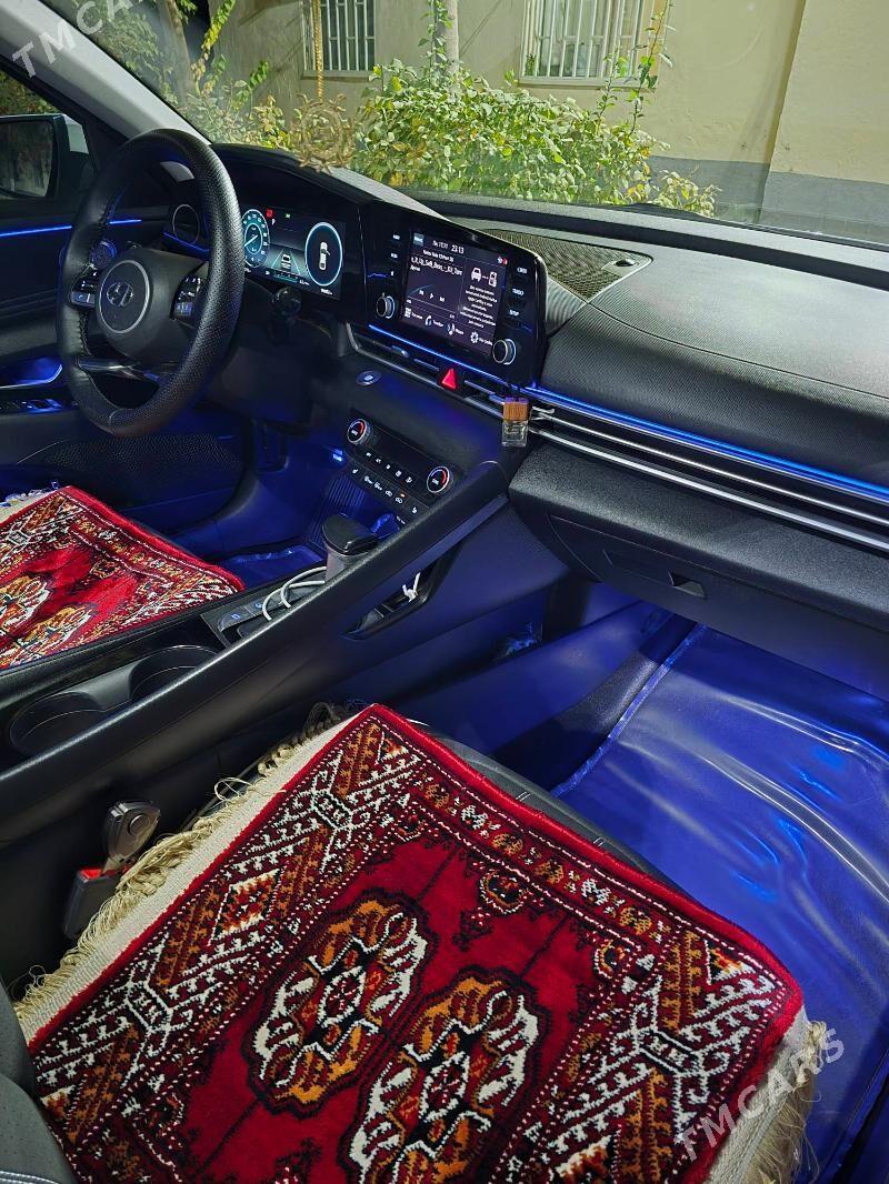 Hyundai Elantra 2021 - 280 000 TMT - Aşgabat - img 4