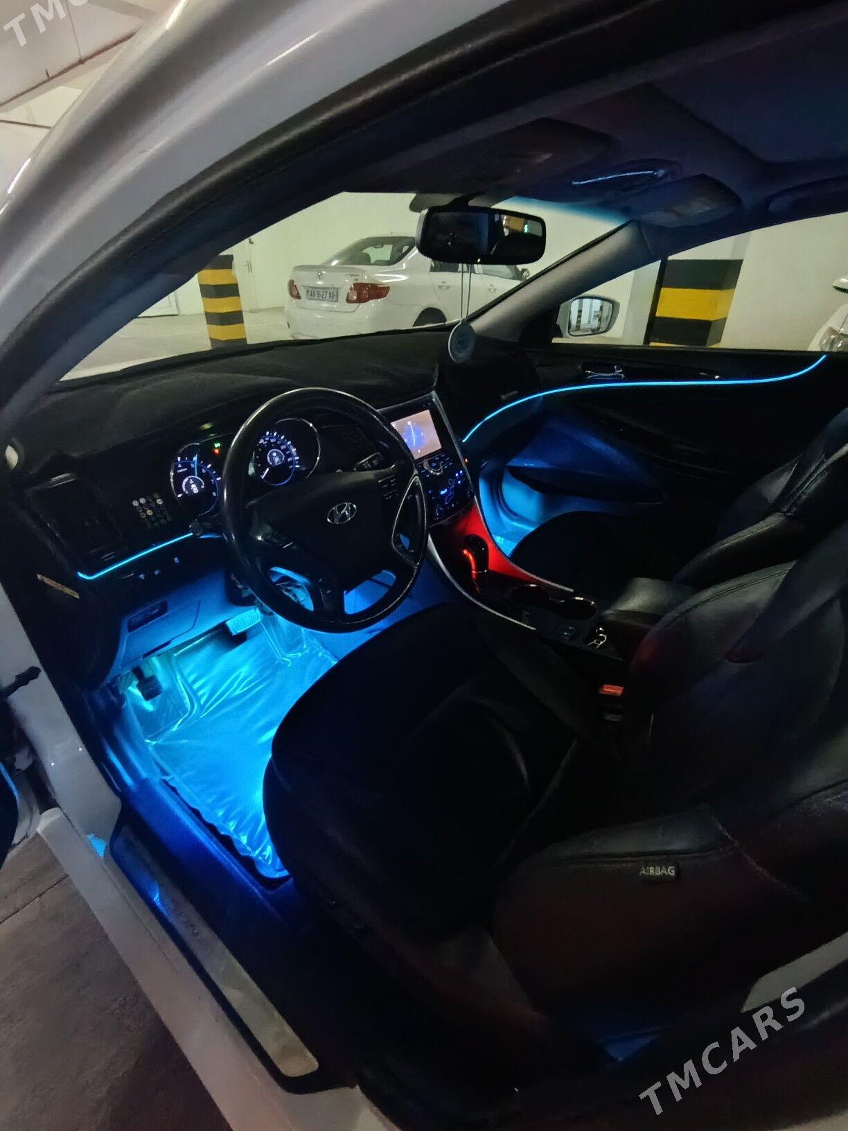 Hyundai Sonata 2012 - 180 000 TMT - ул. Чехова -  Элитки (А.Ниязов шаёлы) - img 5