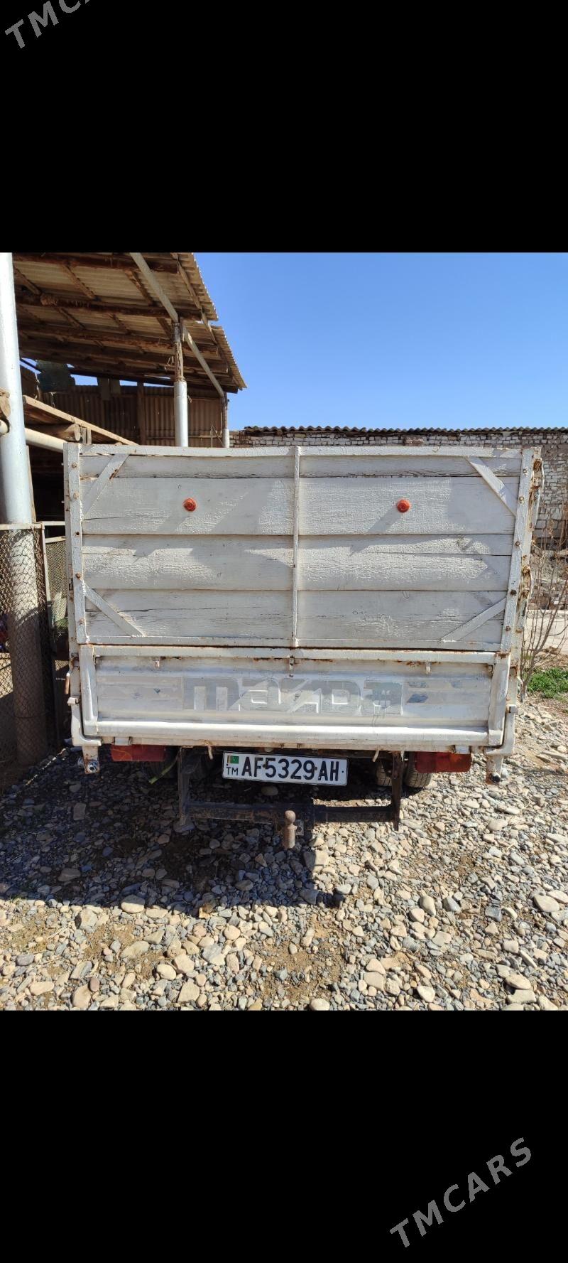 Mazda B2500 1996 - 70 000 TMT - Теджен - img 4