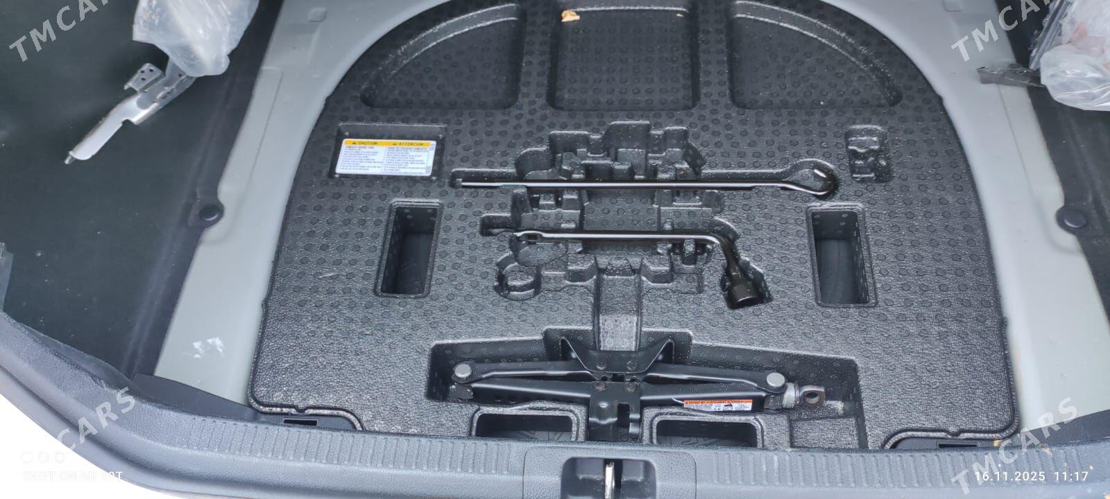 Toyota Camry 2022 - 250 000 TMT - Balkanabat - img 8