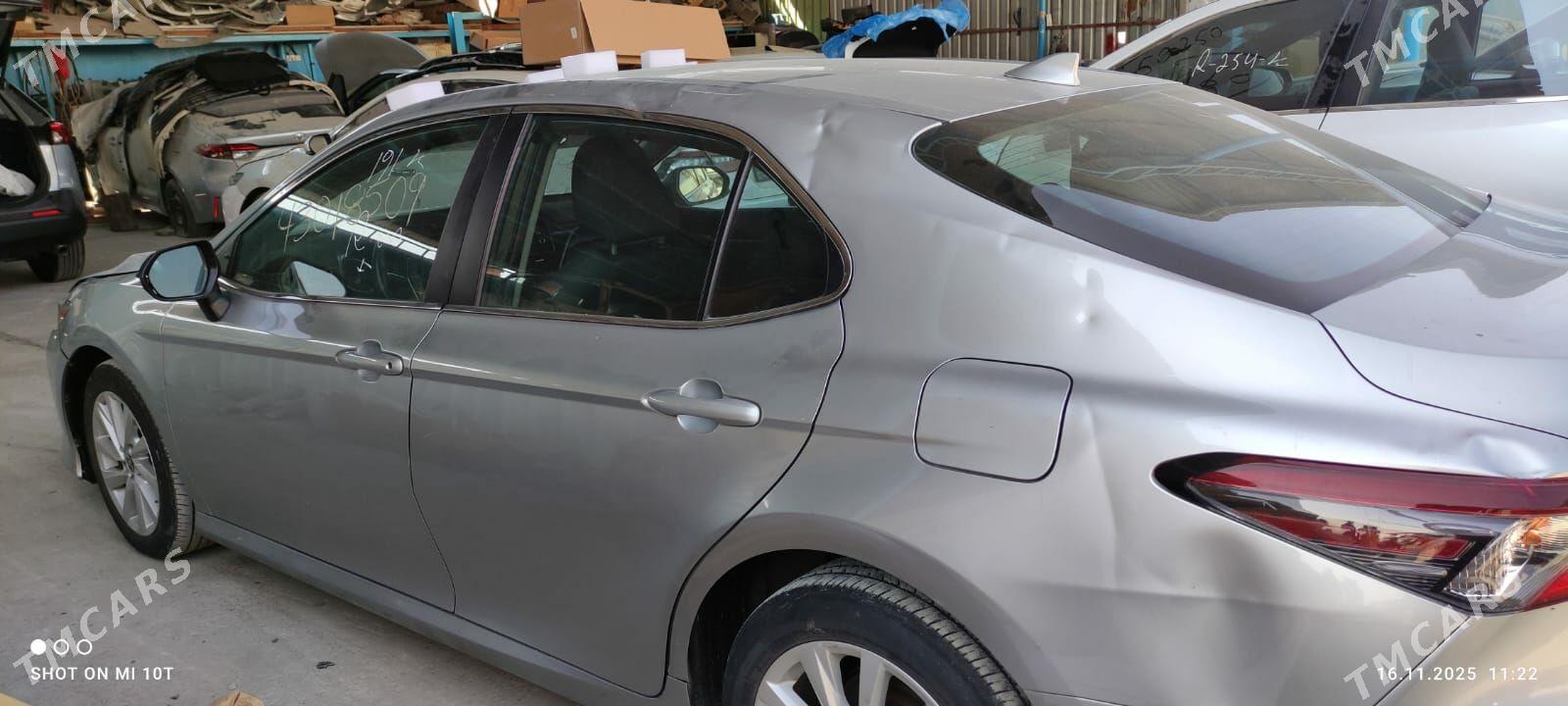 Toyota Camry 2022 - 250 000 TMT - Balkanabat - img 4