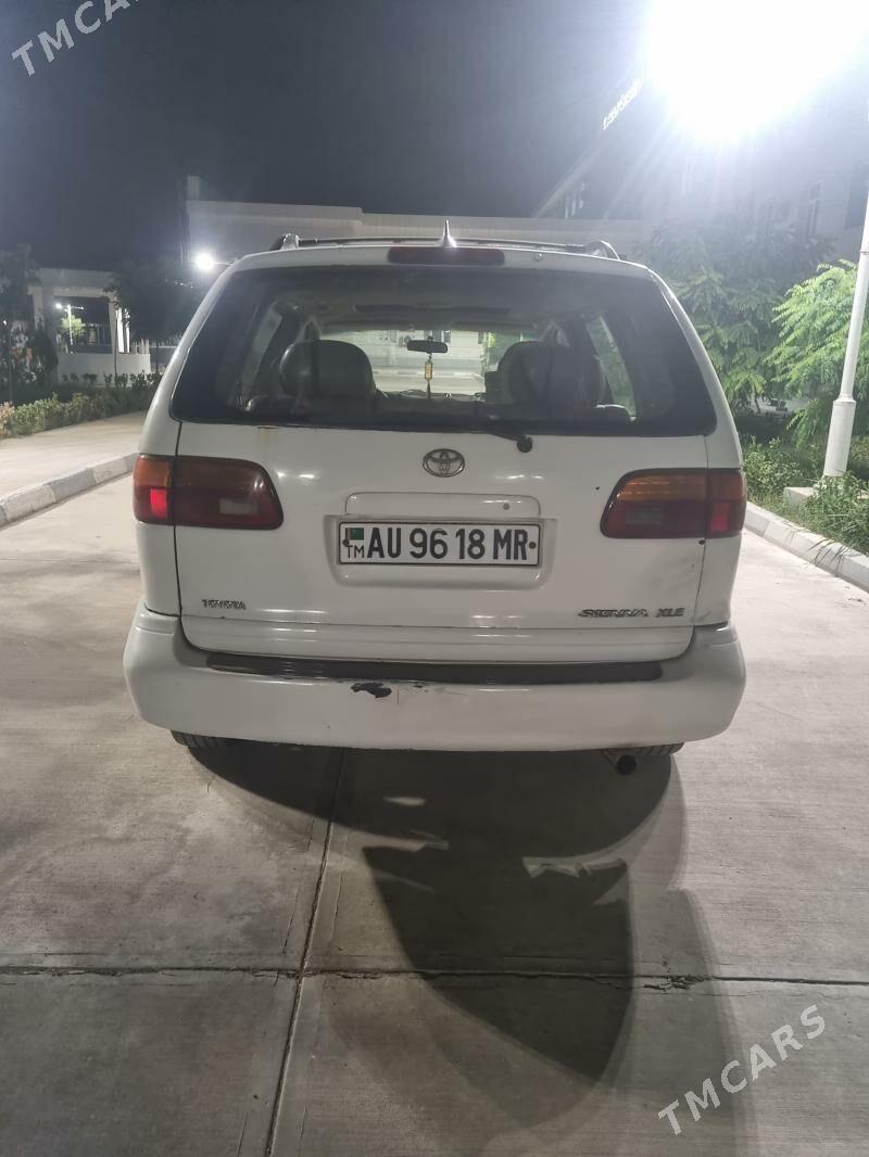 Toyota Sienna 1999 - 130 000 TMT - Baýramaly - img 4