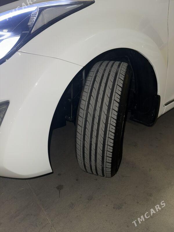 Hyundai Elantra 2014 - 189 000 TMT - 2 мкр - img 10