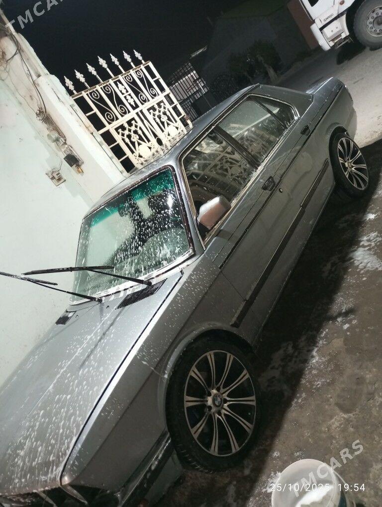 BMW 528 1986 - 20 000 TMT - Бузмеин - img 2