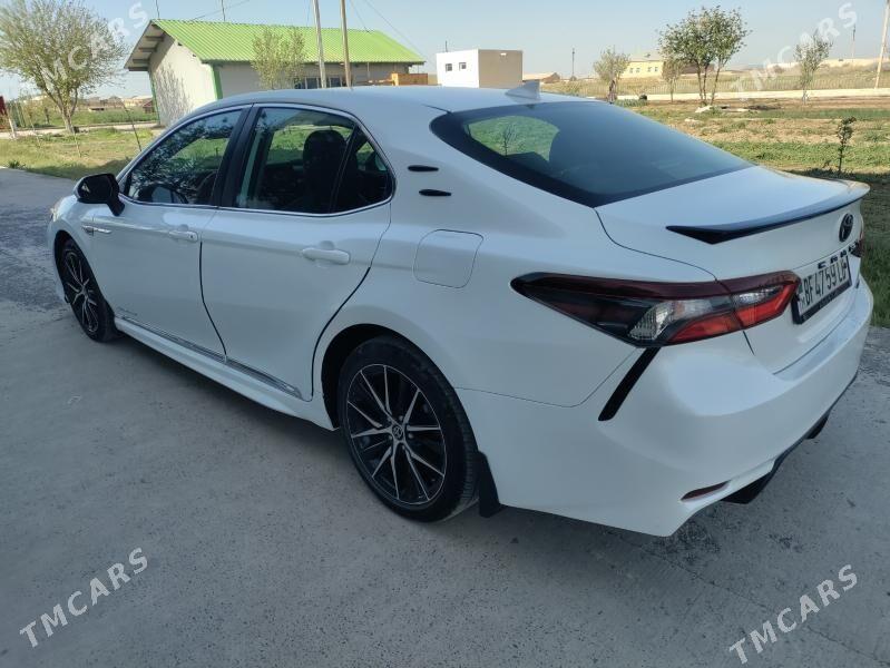 Toyota Camry 2021 - 280 000 TMT - Халач - img 3
